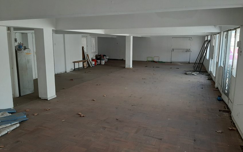 Ideal para inversionista Oficina en pleno Santiago (valor UF 4.790)