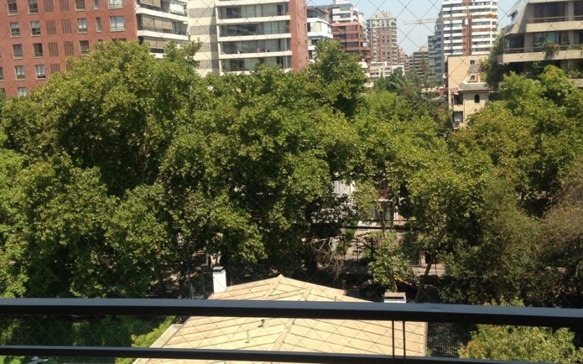 Muy Buen Departamento En El Mejor Sector De Providencia (valor UF 13.200)